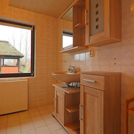 Апартаменты Ferien Unterm Reetdach Bis Zu 6 Personen