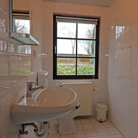 Ferien Unterm Reetdach Bis Zu 6 Personen Апартаменты Alt Bukow