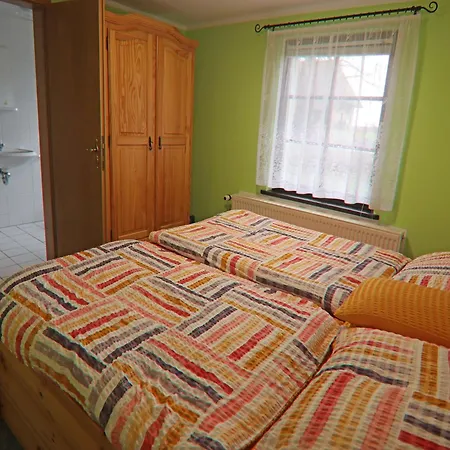 Ferien Unterm Reetdach Bis Zu 6 Personen Alt Bukow